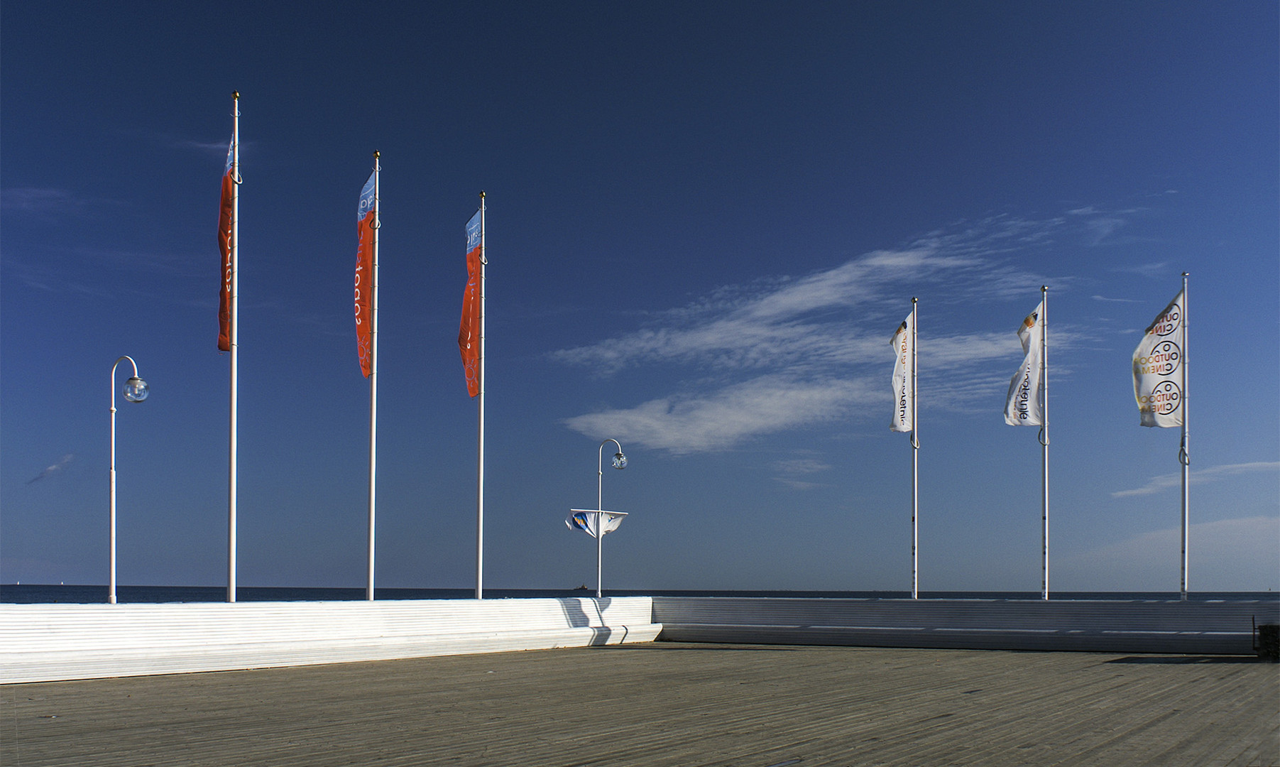 AUF   DER  SEEBRÜCKE