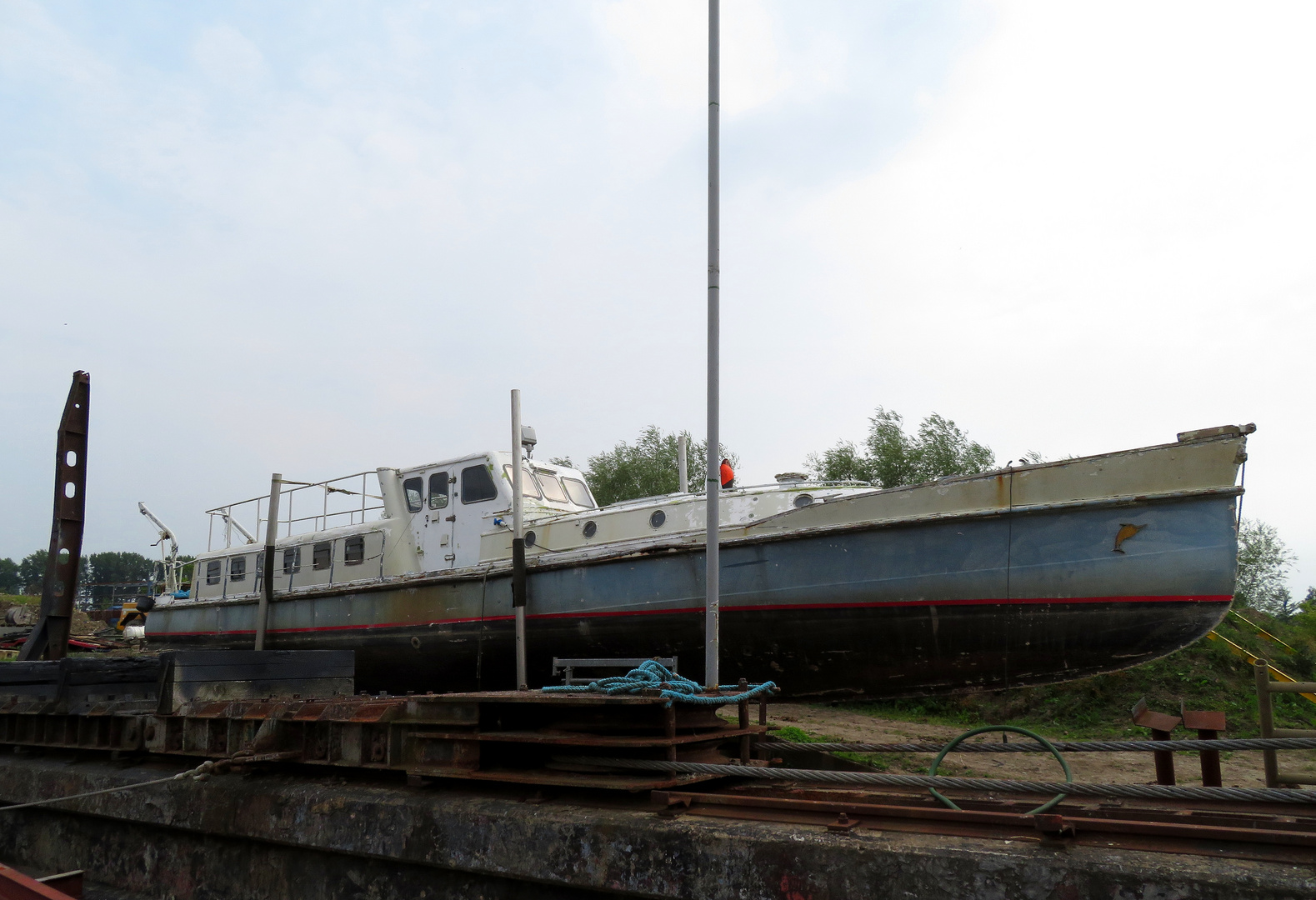 Auf der Slipanlagen der Werft Wischhafen ... 