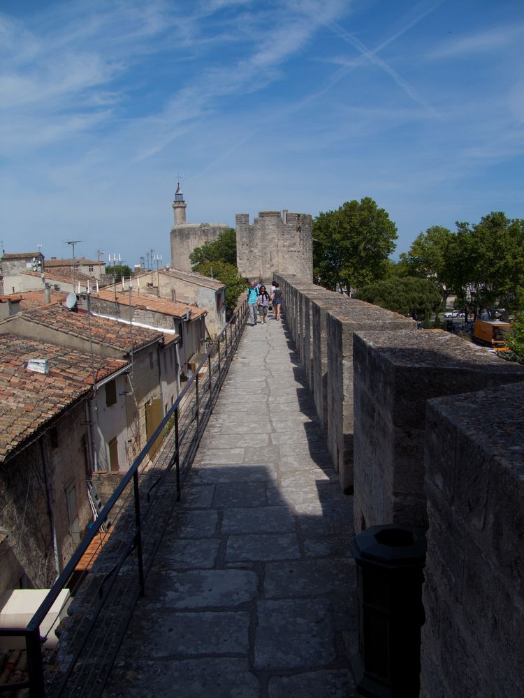 Auf der Stadtmauer von Aigues Mortes