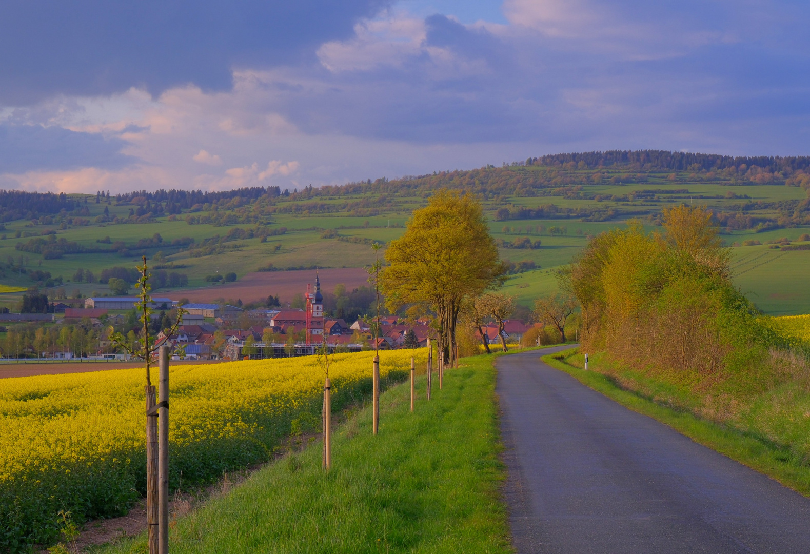 auf der Straße nach Helmershausen