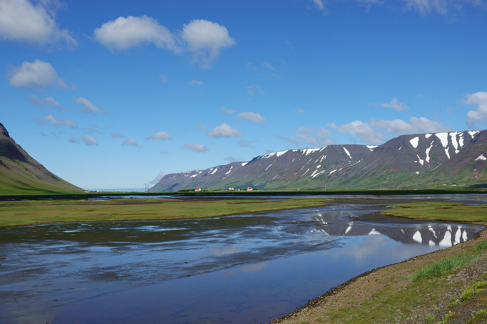 auf der Straße Nr. 60 durch die NW Fjorde