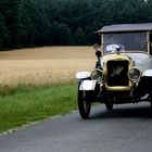 Auf der Strecke dieser Oldtimer-Ralley