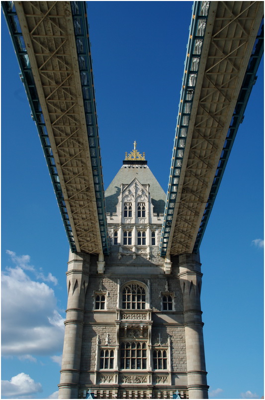 auf der Tower Bridge