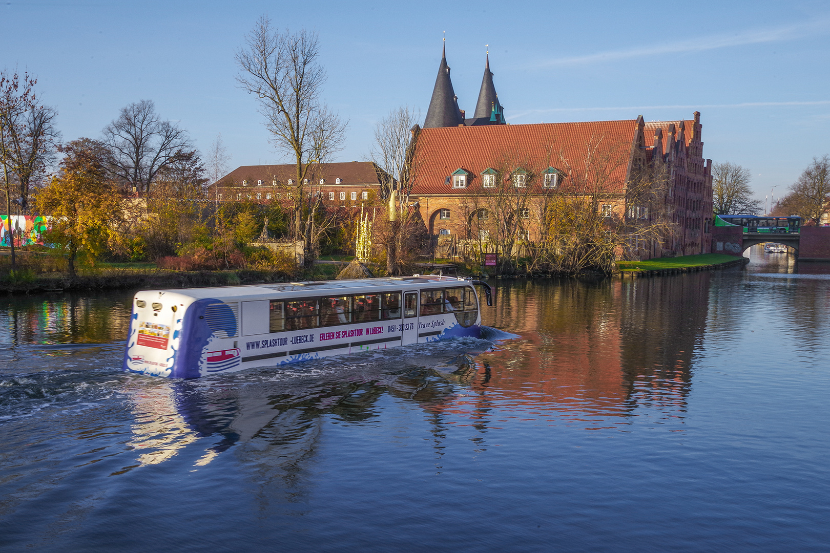 Auf der Trave , Lübeck