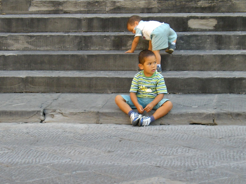 auf der Treppe vom Dom