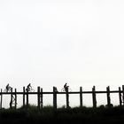 Auf der U-Bein-Bridge