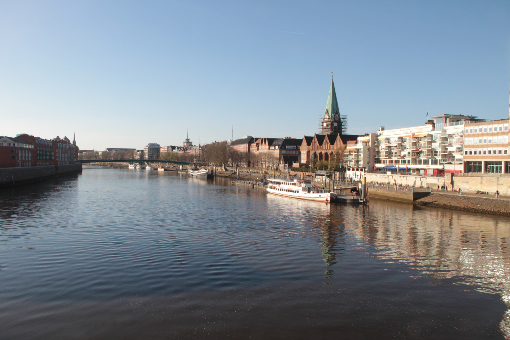 Auf der Weser bei Bremen