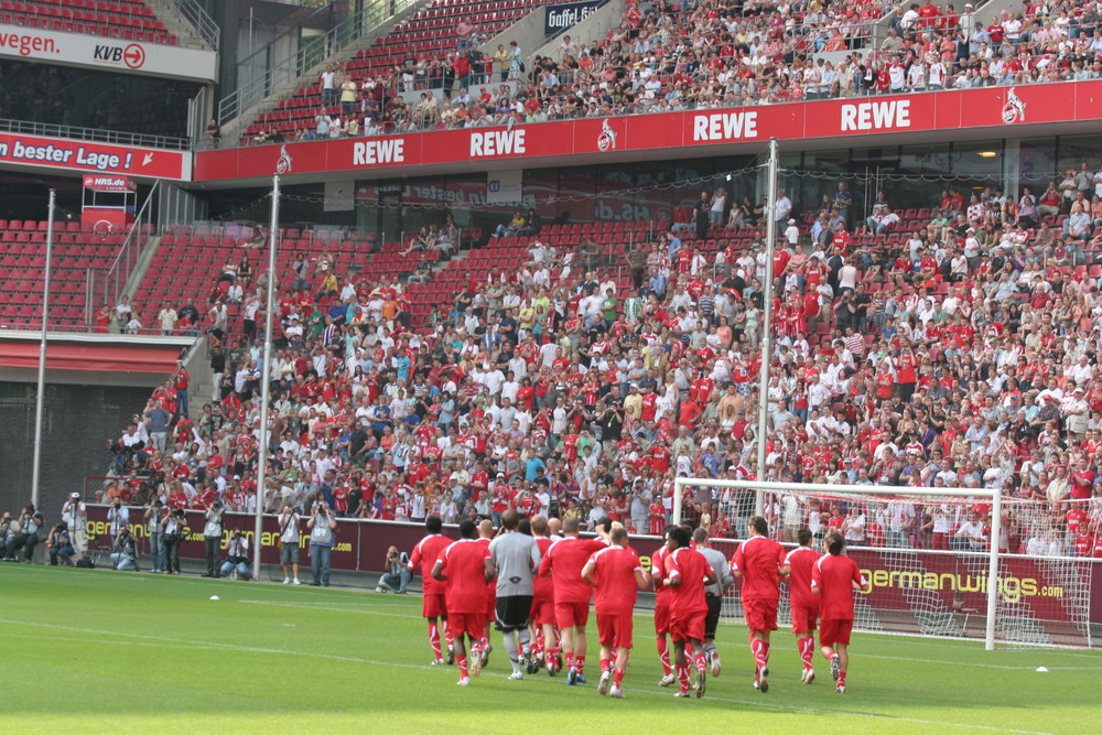 Auf eine erfolgreiche Saison 2009 / 2010