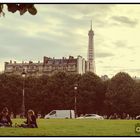 Auf eine Flasche Wein zu Feierabend -  Paris