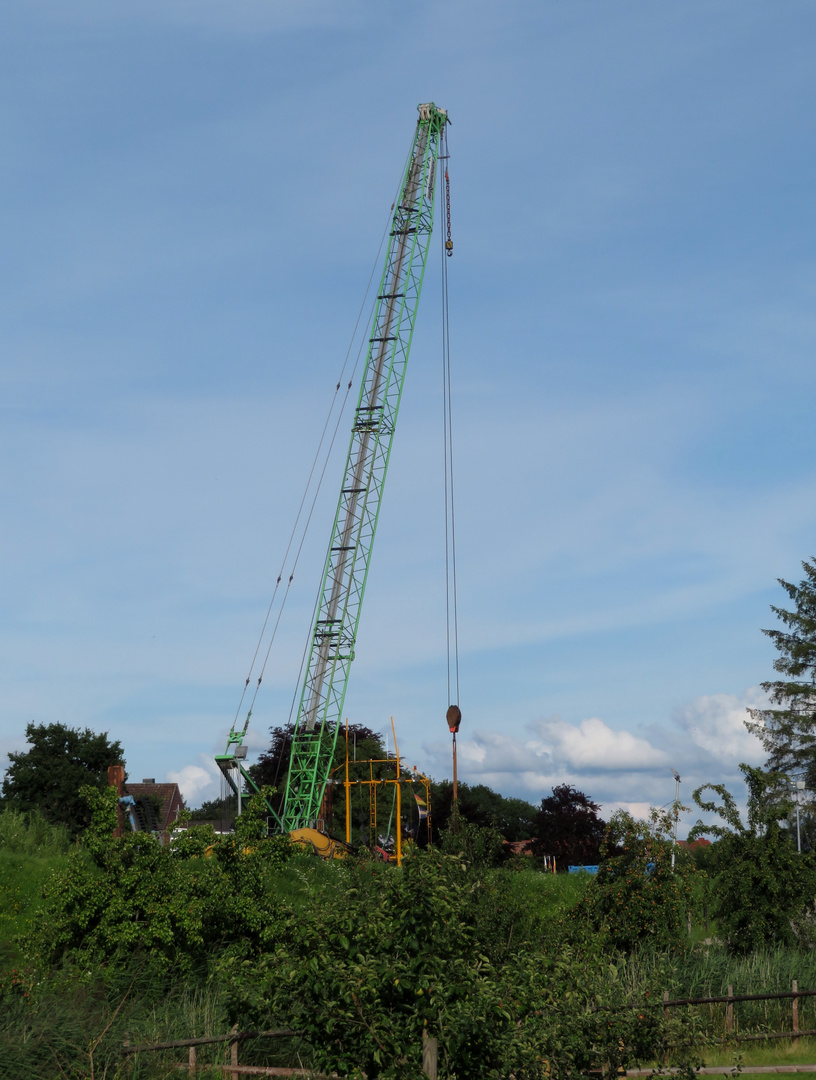 auf einem Ponton auf der Oste ...