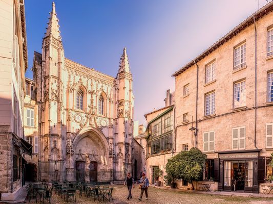 Auf einem Rundgang durch Avignon