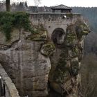 Auf Felsen gebaut