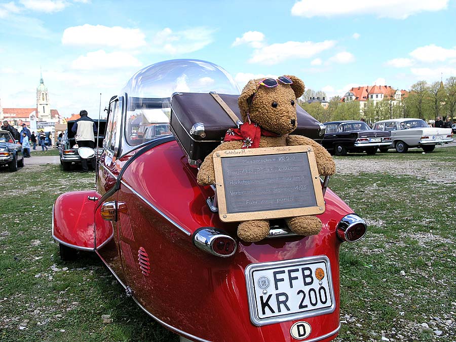 Auf grosser Fahrt - Pack den Teddy auf den Tank