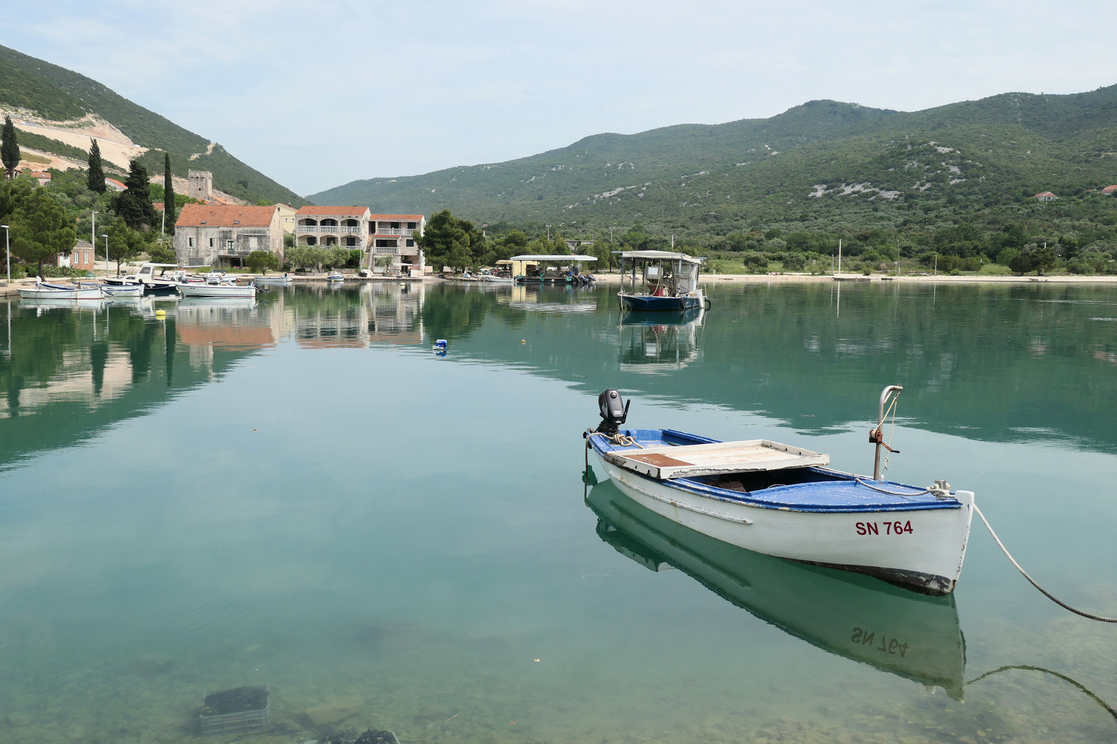 auf jedem Boot steht eine Zahl