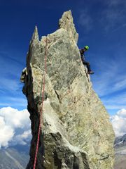 "Auf Messers Schneide" am Zinalrothorn