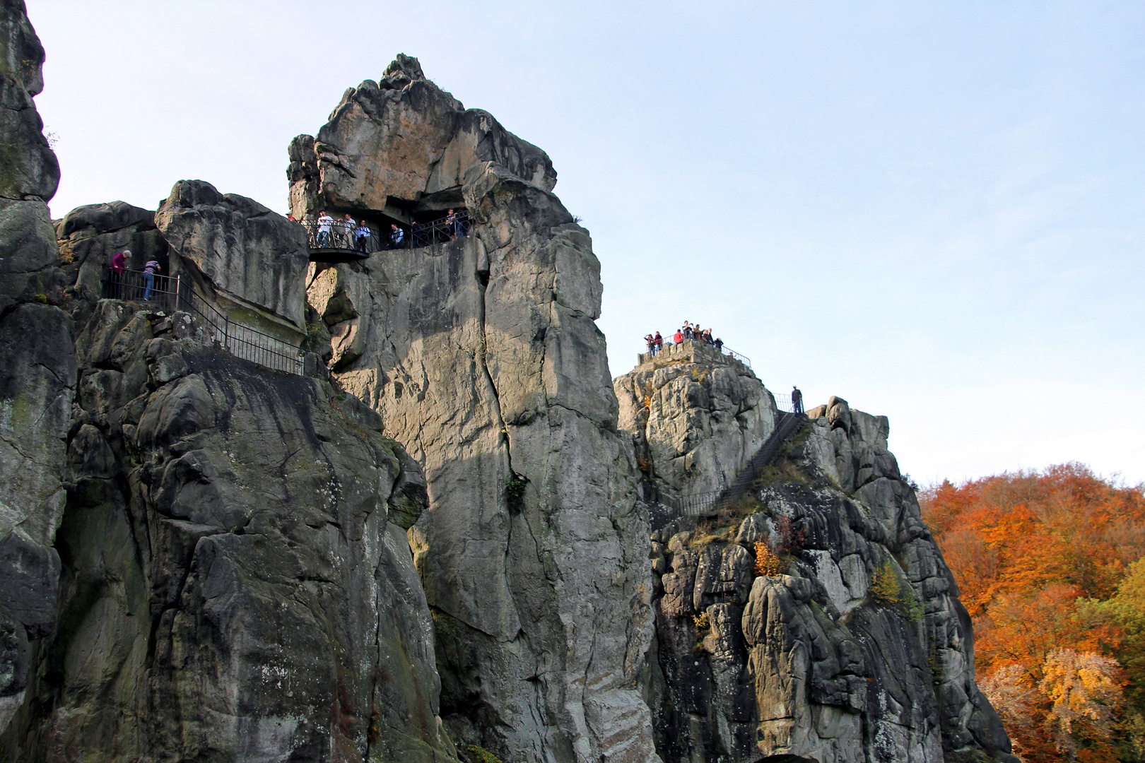 Auf mystischen Felsen