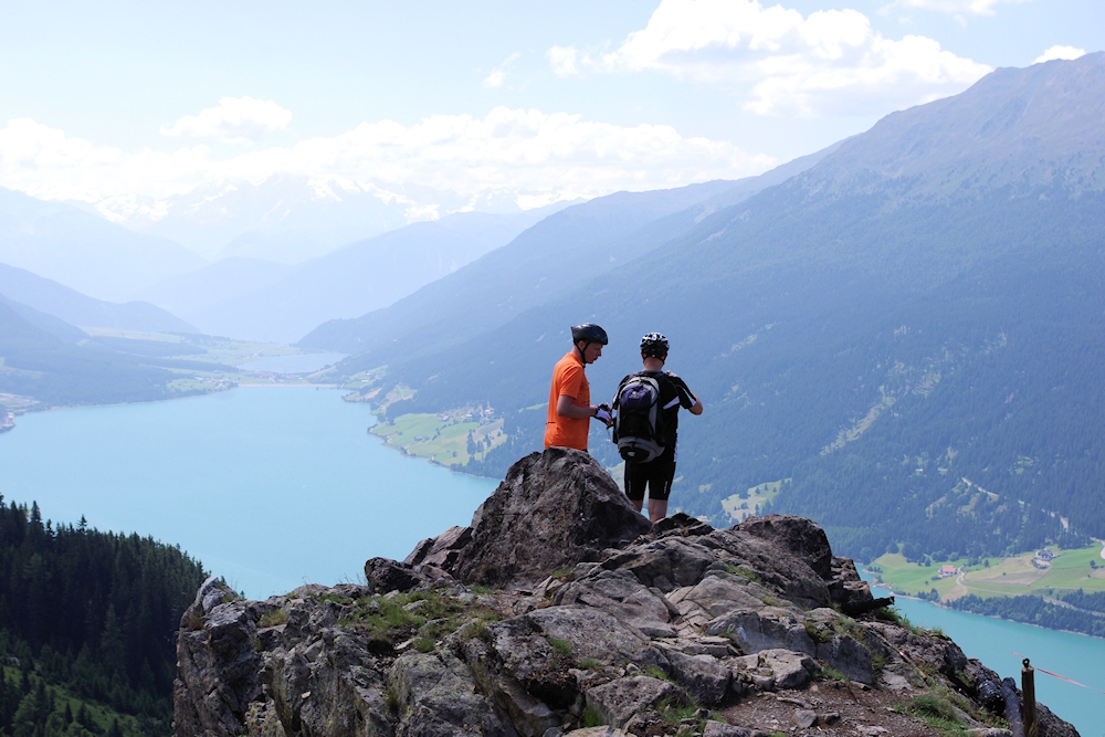 Auf Plamort oberhalb des Reschensees