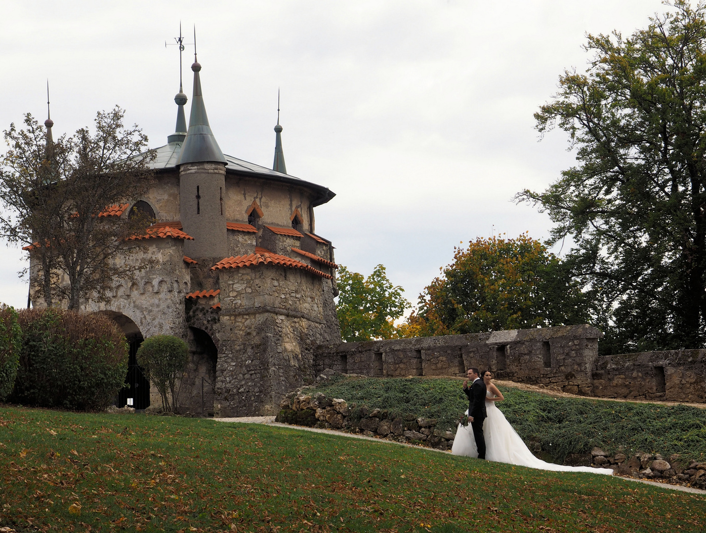 Auf Schloss Lichtenstein wird geheiratet...