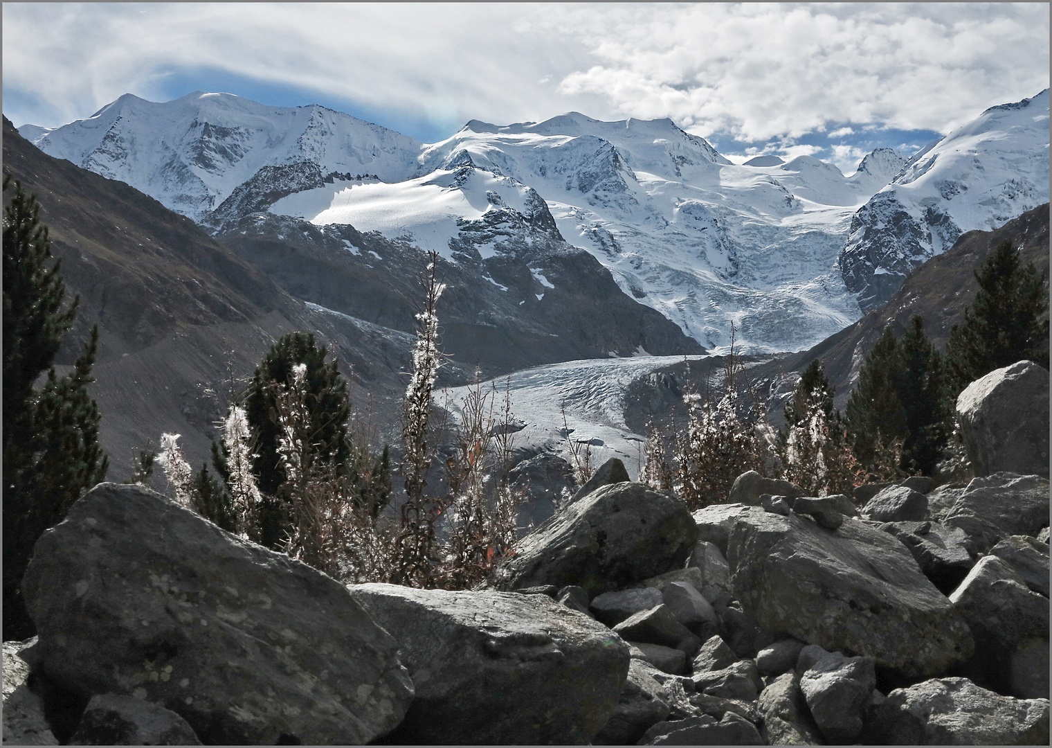 auf steinigen Pfaden dem Morteratschgletscher entlang...