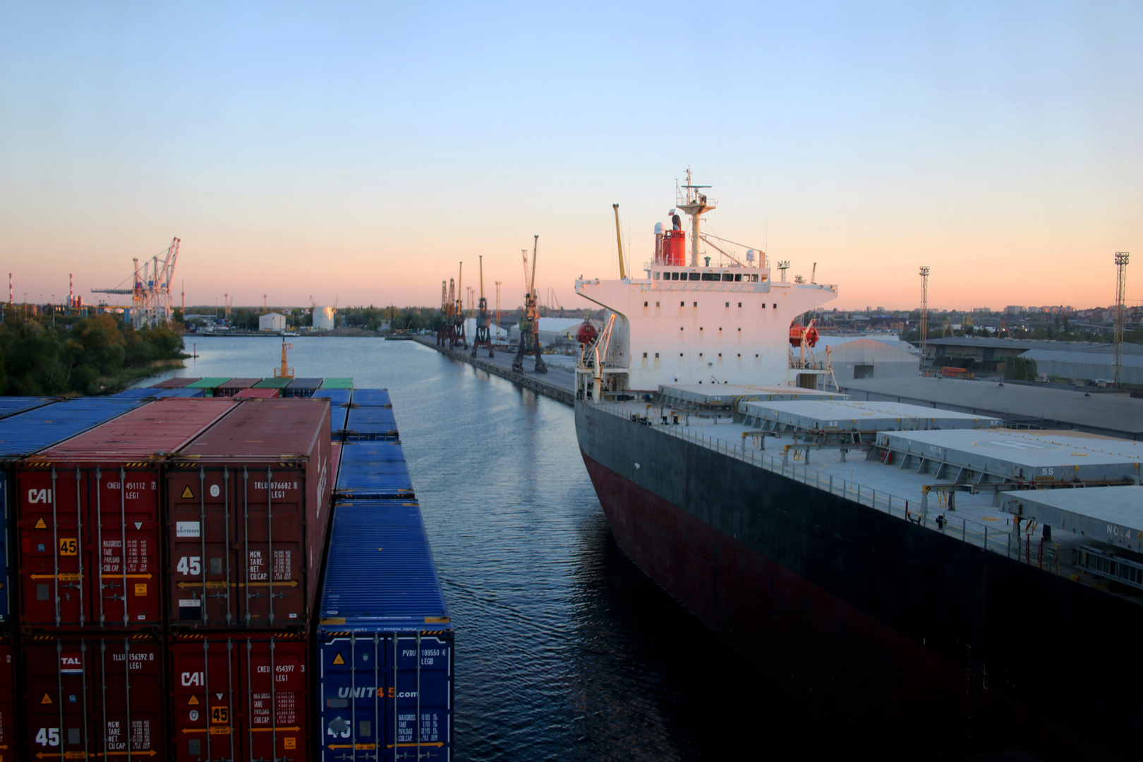 Auf Tuchfühlung im Hafen von Stettin