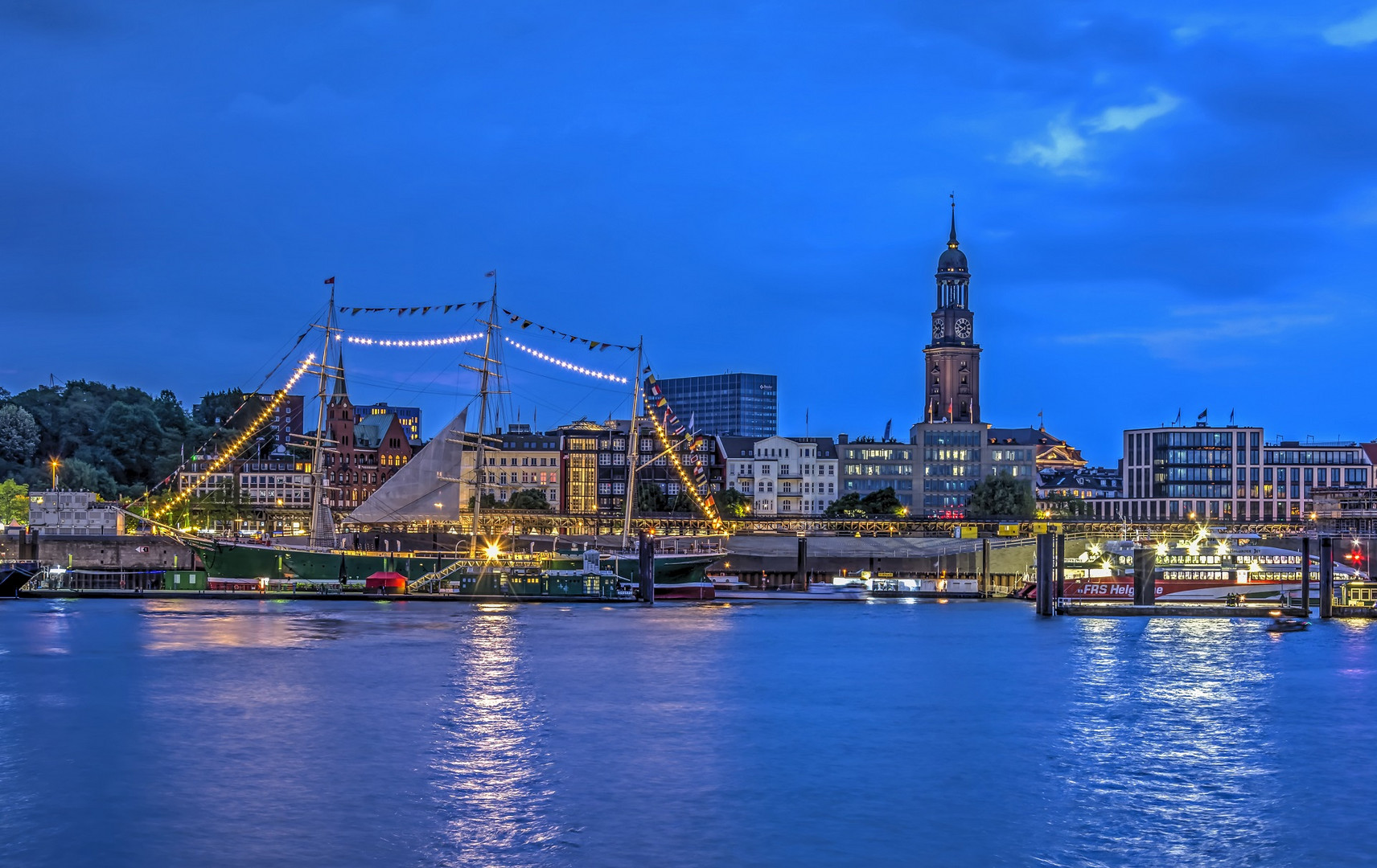 auf zum Hafengeburtstag 2018 nach Hamburg