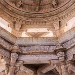 Aufblick im Jain-Tempel 