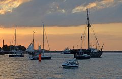 Aufbruch zur Abendfahrt während der Hanse Sail 2014