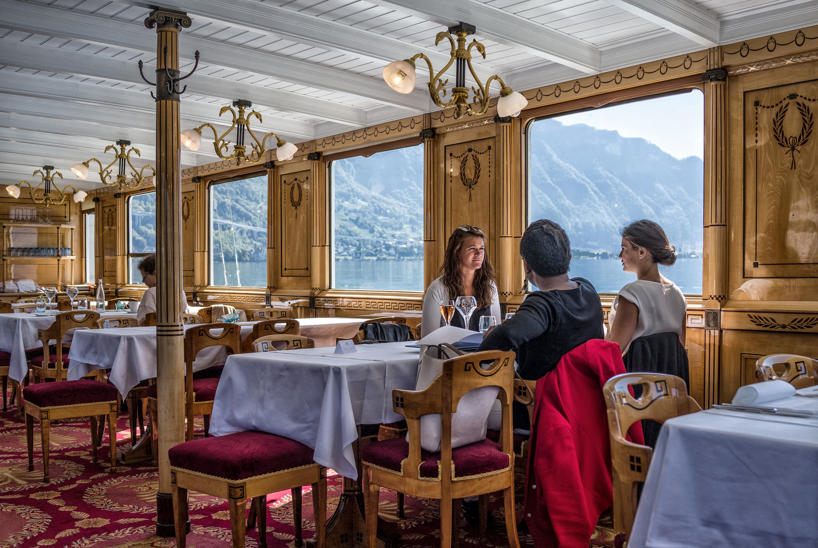 Aufenthalt auf dem Dampfschiff Vevey