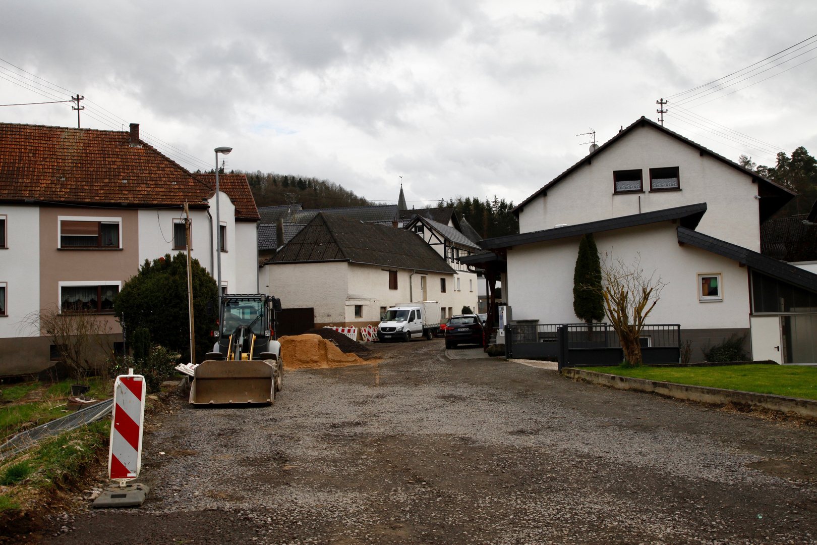 Auferstehung des Ahrtals CVIII: Straßenbau in Müsch