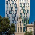 Auferstehungskirche und Tirana Green Tower