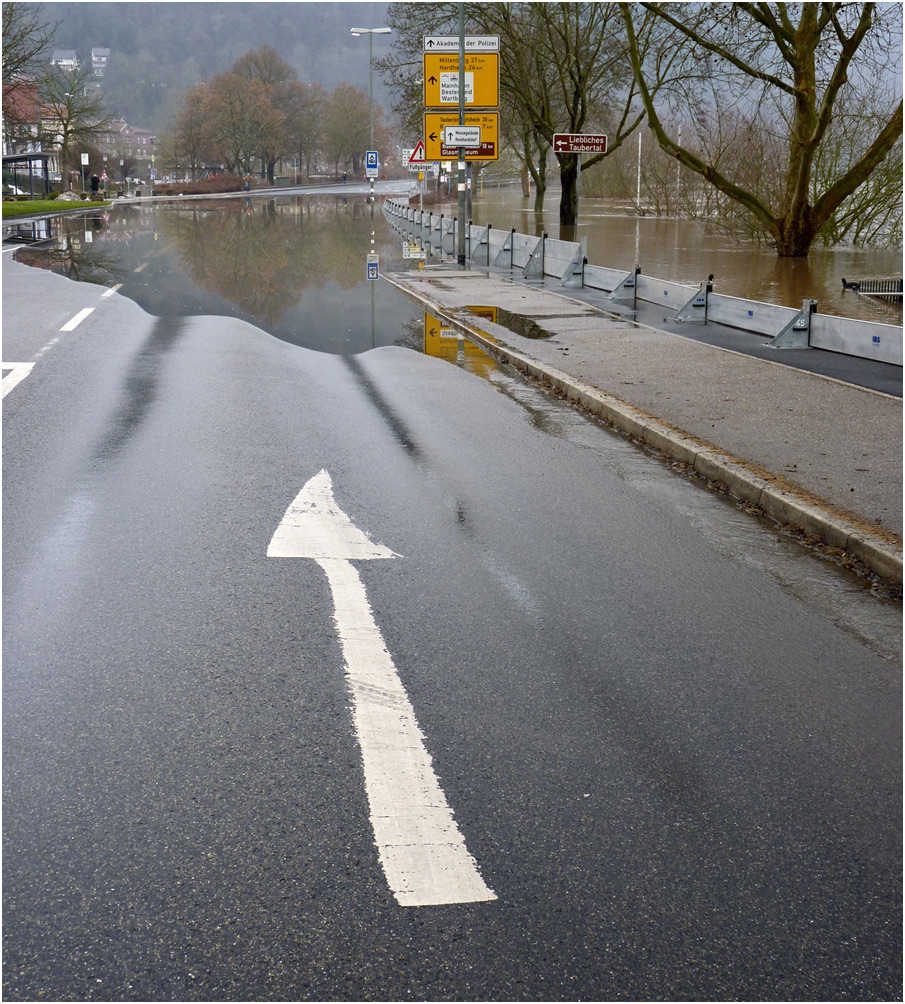 Auffahrt auf die Tauberbrücke