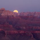 ...Aufgang des Vollmonds über dem Grand Canyon...