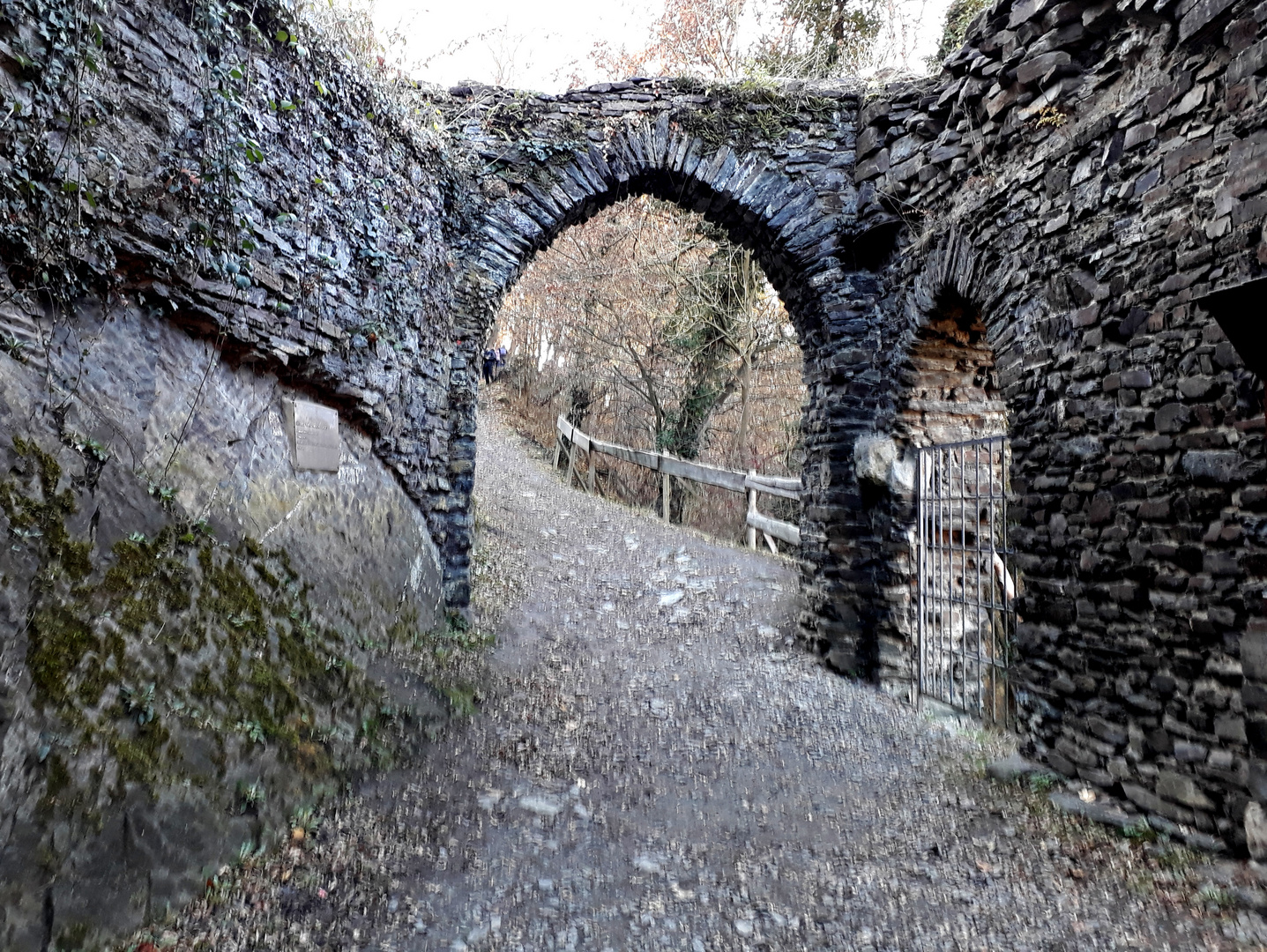 Aufgang zur Burg