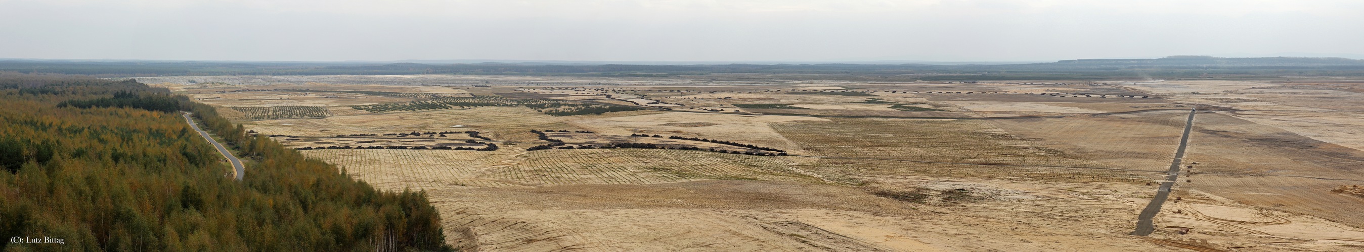 Aufgefüllt Teil 2 (Panorama zum Ziehen - 2x aufs Foto klicken)