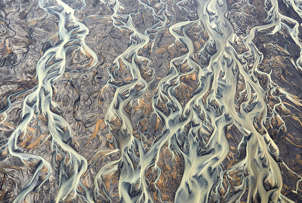 Aufgenommen bei einem längeren Flug die Südküste entlang u. Richtung Landmannalaugar