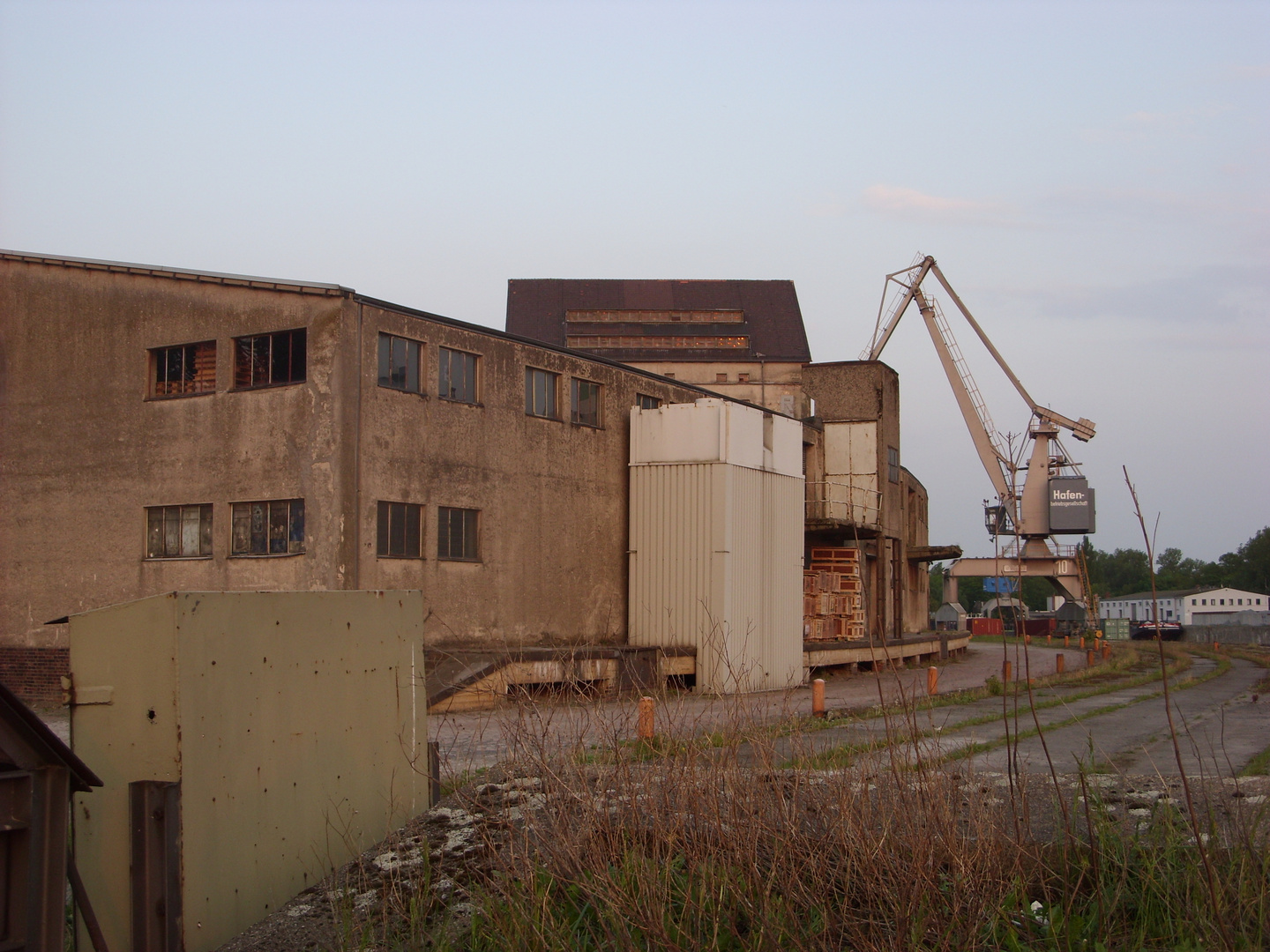 aufgestöbert aus den Tiefen meiner Festplatte "Der braunschweiger Hafen 1"