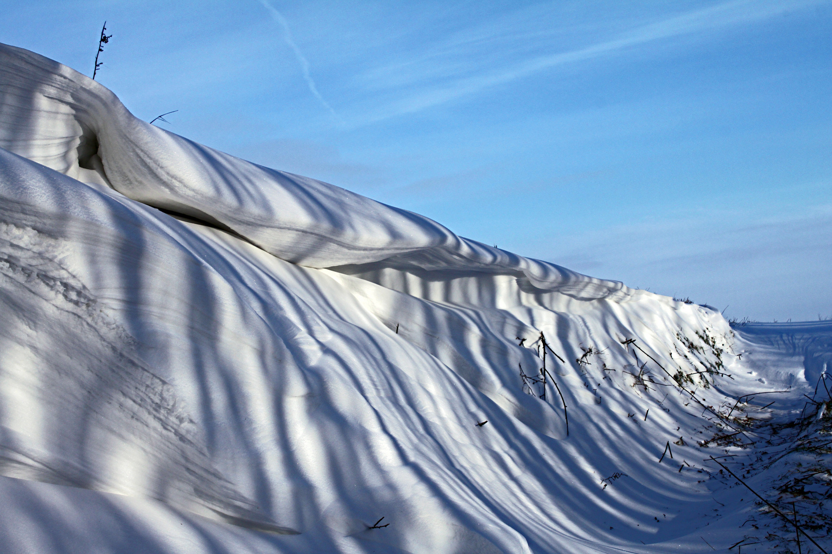 aufgetürmte Schneewehen