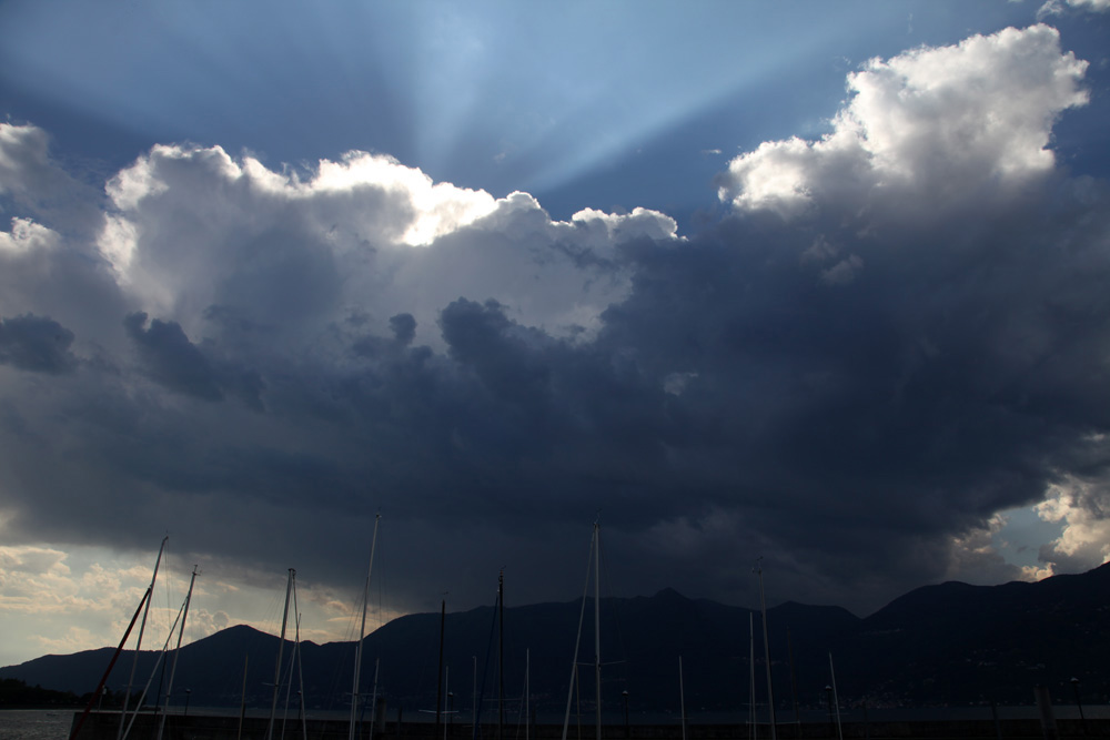 aufkommende Gewitterstimmung am Lago Maggiore