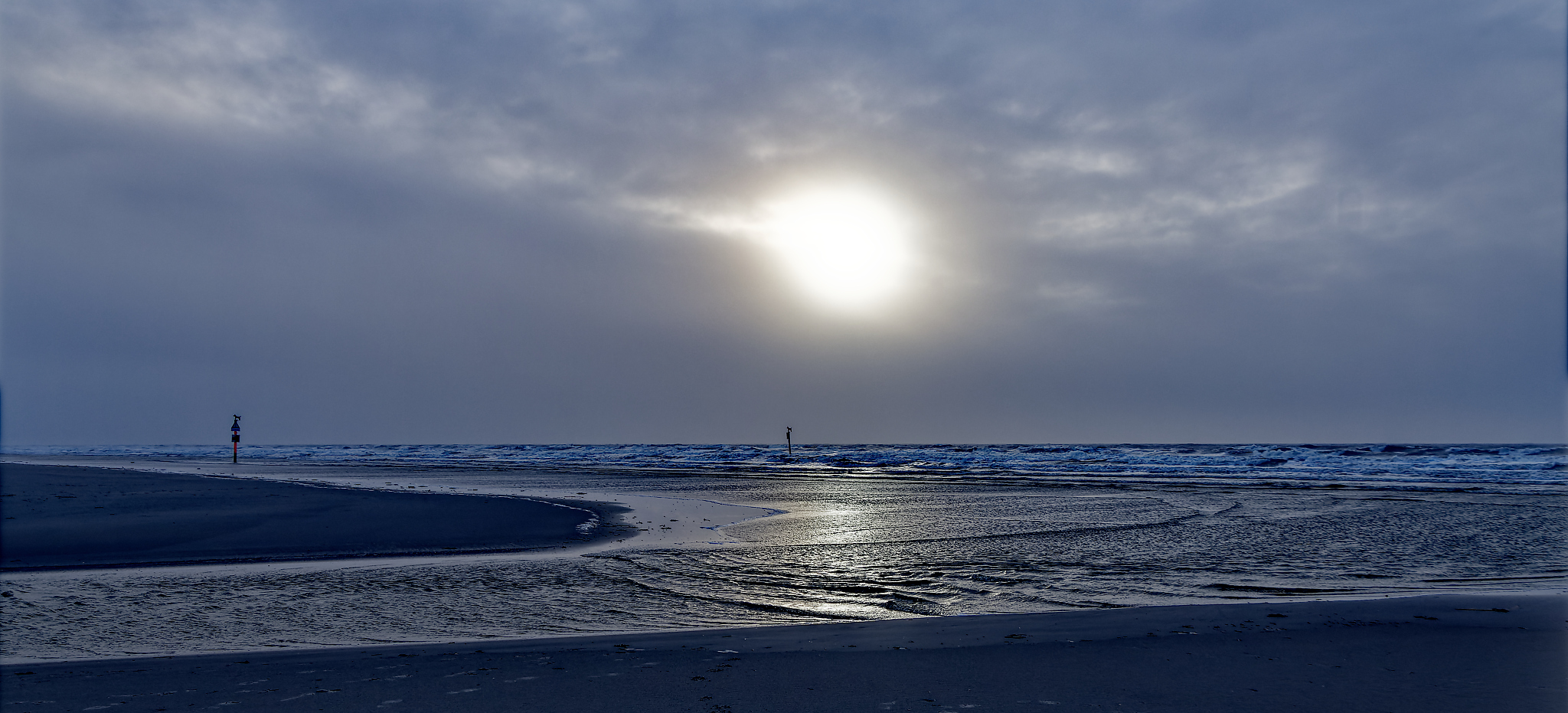 Auflaufendes Wasser in den Prielen des Watt ...