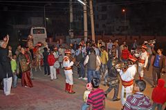 Aufmarsch vor dem Haus der Familie unseres Reiseleiters in Jaipur