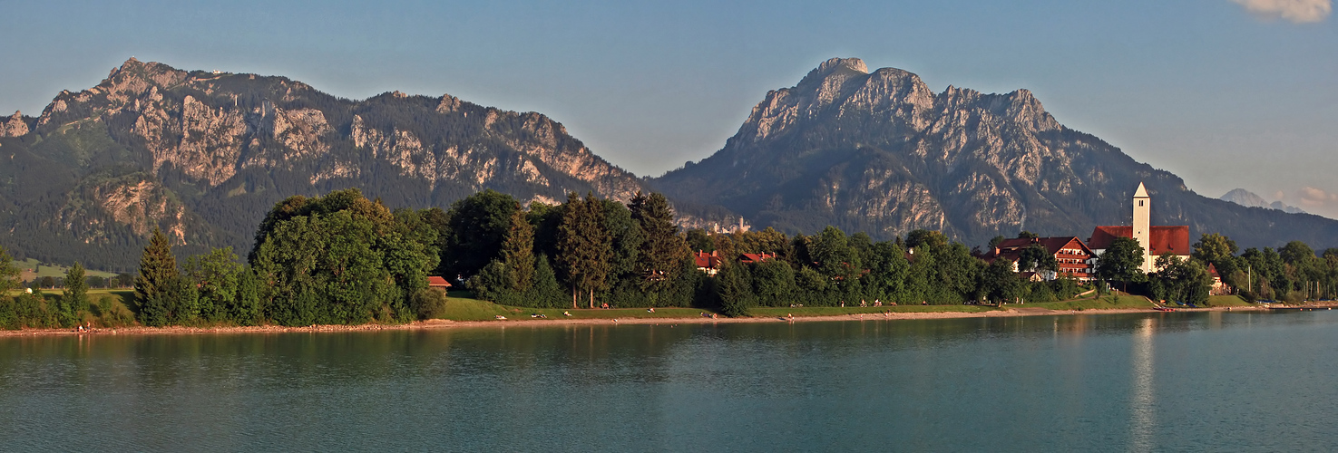 Aufn Berg oder in See!