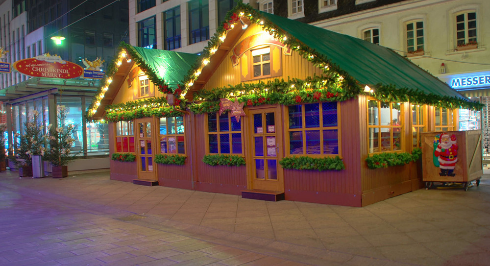 Aufnahme bearbeitet mit HDR Weihnachtsmarkt in Saarbücken 2007