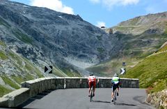 Aufpassen, heißt es bei der Auffahrt zum Stilfser Joch!