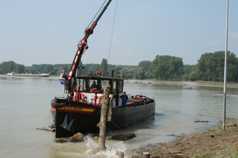 Aufräumen nach dem Hochwasser