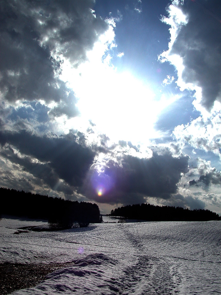 aufreissender Himmel