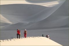 Aufstieg auf Sandduene ... in Peru +1Foto