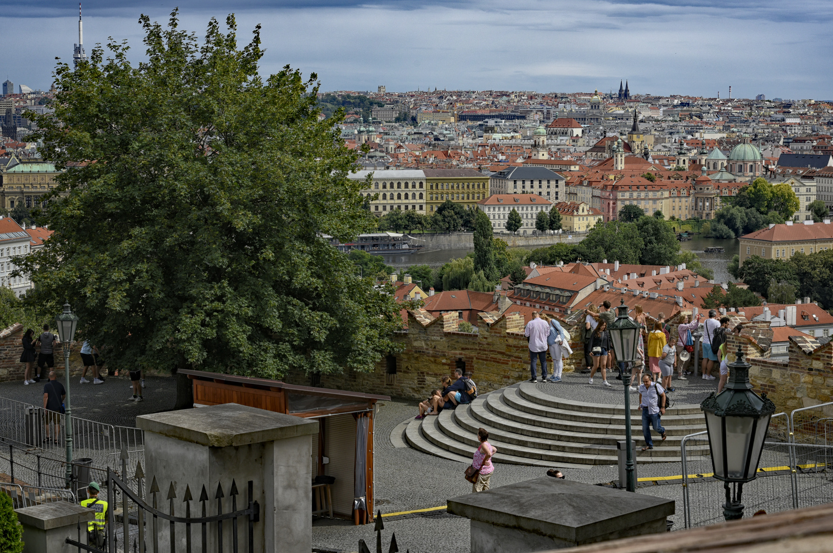 Aufstieg zum Goldenen Gässchen - Prag -