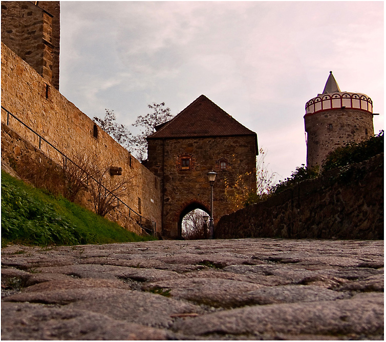 aufwärts und zurück durchs Mühltor