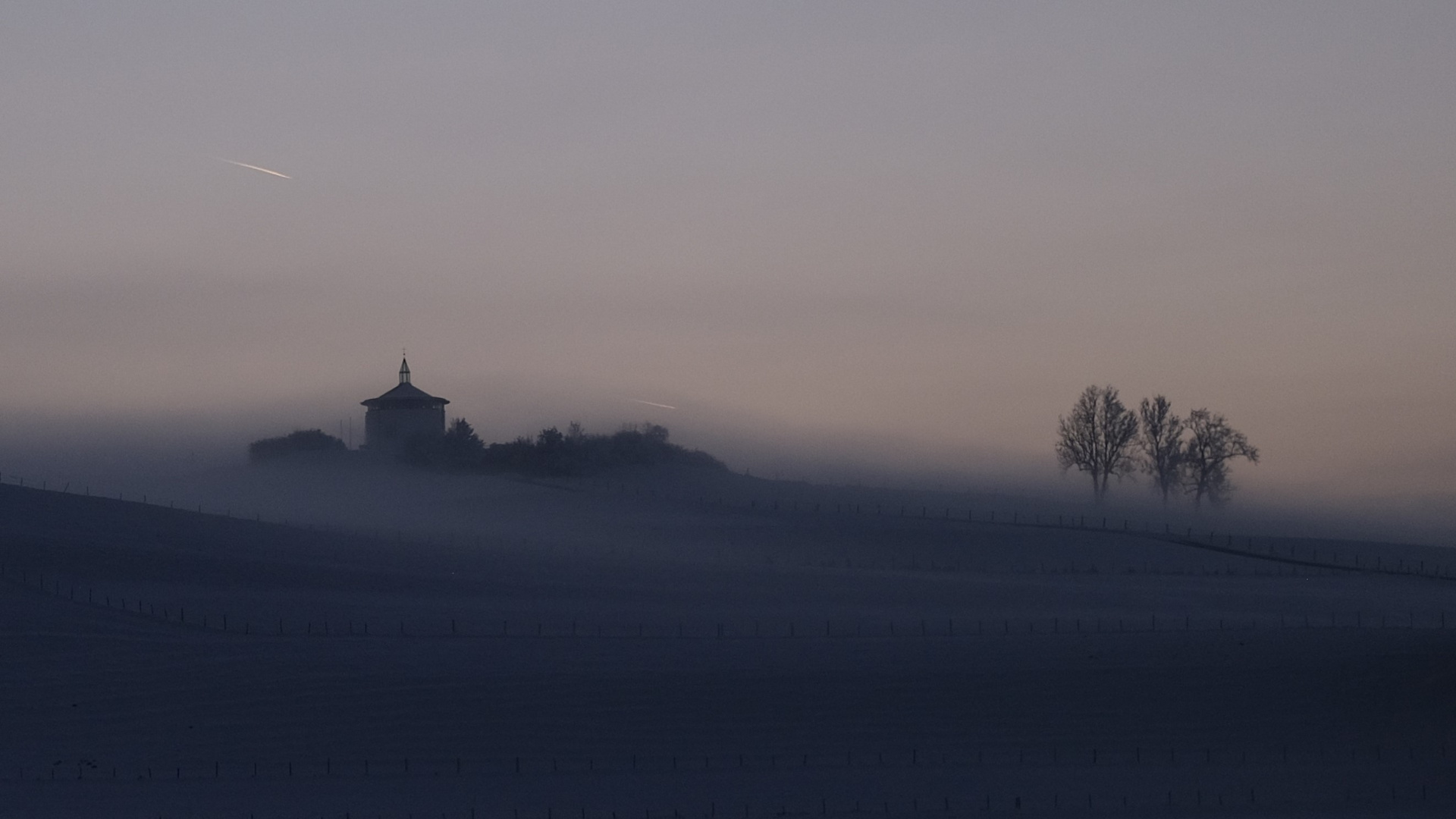 Aufziehender Abendnebel