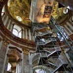 Aufzug in der Karlskirche